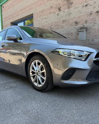 MERCEDES-BENZ A 160 SPORT 1.4 109CV NAVIGATORE S