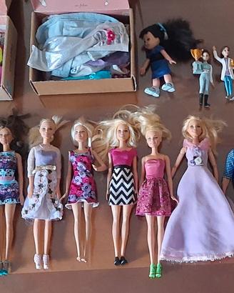 Bambole Barbie (10) e Ken (2)
