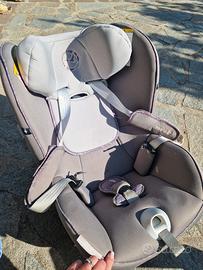 seggiolino auto Cybex completo di base ISOFIX