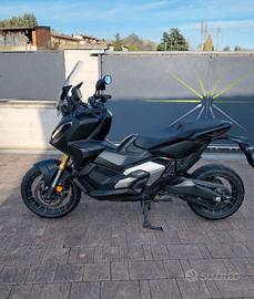 Honda Xadv750 2023