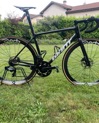 GIANT TCR ADVANCED SL 2022