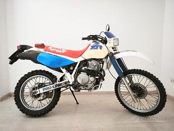 Honda xr 600 r dall'ara 