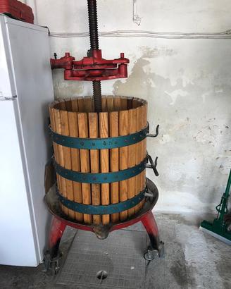 Attrezzatura per vendemmia