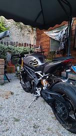 Speed triple 1200 rs