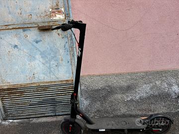 Monopattino Elettrico