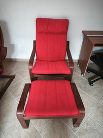 Poltrona Ikea Poang con poggiapiedi 