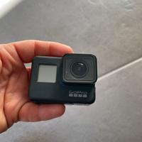 Gopro hero 7 black + accessori