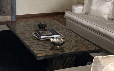 Tavolino da salotto rivestito a motivo animalier