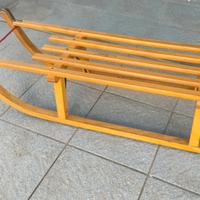 Slitta in legno di faggio