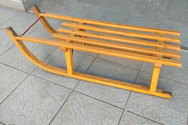 Slitta in legno di faggio
