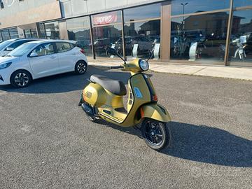 Vespa GTS 125 Super