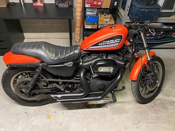 Harley-davidson 883R