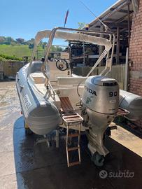 gommone completo di tutto