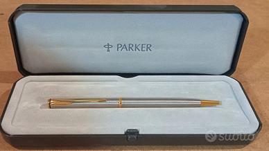 Penna a sfera Parker Insigna