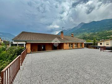 CAPANNONE A AOSTA