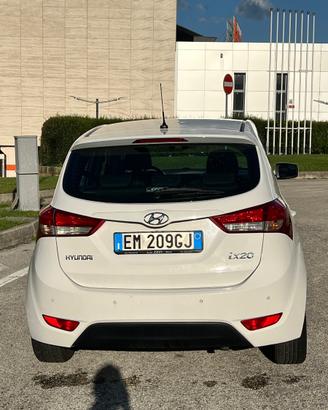 Hyundai I X 20