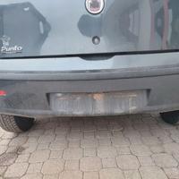 PARAURTI POSTERIORE PUNTO III 188 ANNO 2004