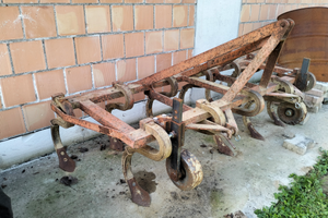 Estirpatore per trattore