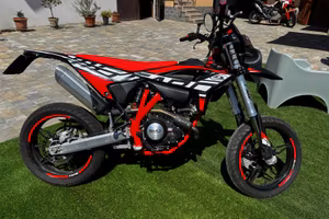 BETA 125 RR SM 4T - ANNO 2021 - km 2038 come Nuova