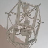 Lampadario shabby bianco per ingresso