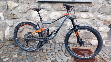 Mtb Full Giant trance M