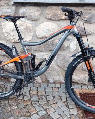 Mtb Full Giant trance M