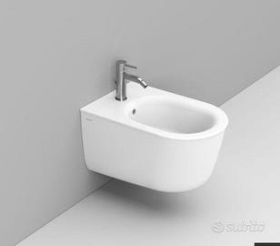 Bidet sospeso bianco