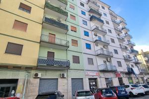 Via Plateja Locale commerciale di 210 mq