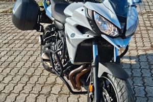 moto yamaha tracer 700