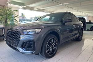 AUDI Q5 Sportback 40 tdi mhev Identity Black quatt