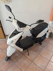 SCOOTER ELETTRICO SKY II 500W