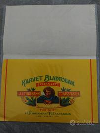 Bustina vintage portatabacco norvegese karvet. 