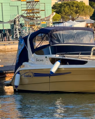 Barca fuoribordo 150 cv