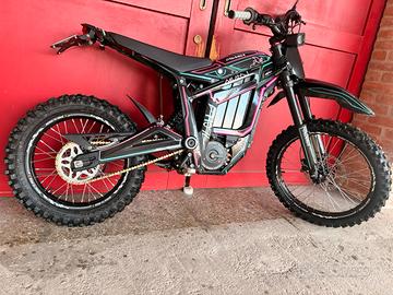talaria sting tl4000  con ruote maggiorate