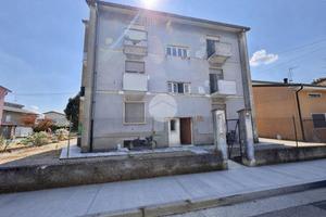 3 LOCALI A BORGO SAN GIACOMO