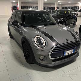 MINI Cooper D 1.5 Cooper D Business 5 porte