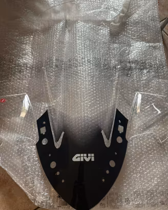 Parabrezza Alto GIVI Yamaha XMAX