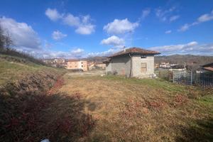 Terreno Edificabile con Rustico