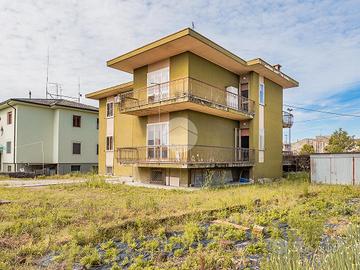 PORZIONE DI BIFAMILIARE A SONA