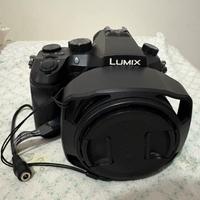 LUMIX FZ2000