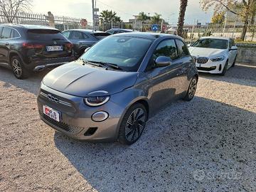 Fiat 500 La Prima Berlina 42 kWh