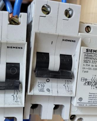 Lotto 3 interruttori automatici Siemens