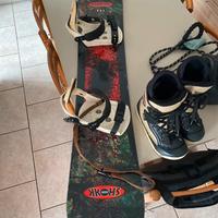 Snowboard + Attacchi + Scarponi
