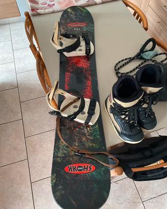 Snowboard + Attacchi + Scarponi