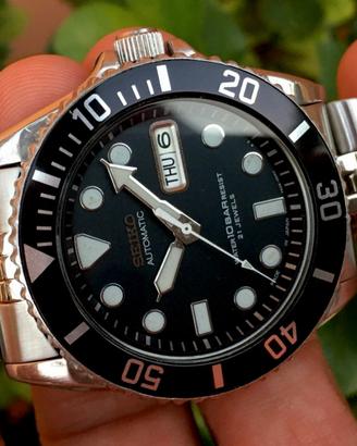 Seiko Scuba Diver Submariner SKX 031 Japan Made