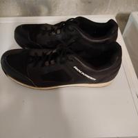 scarpe. caschetti... pedali