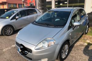Fiat grande punto Gpl tenuta bene