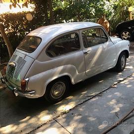 Fiat 600  ( Fanalona 750cc)