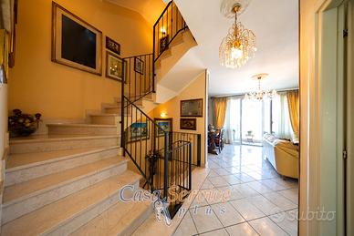 Elegante villetta di ampia metratura