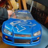 Scocca per modello Nissan GTR R34 di colore blu.

